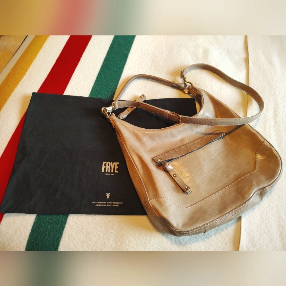 Frye tan Melissa zip hobo bag purse
